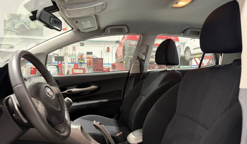 TOYOTA AURIS 2009 lleno