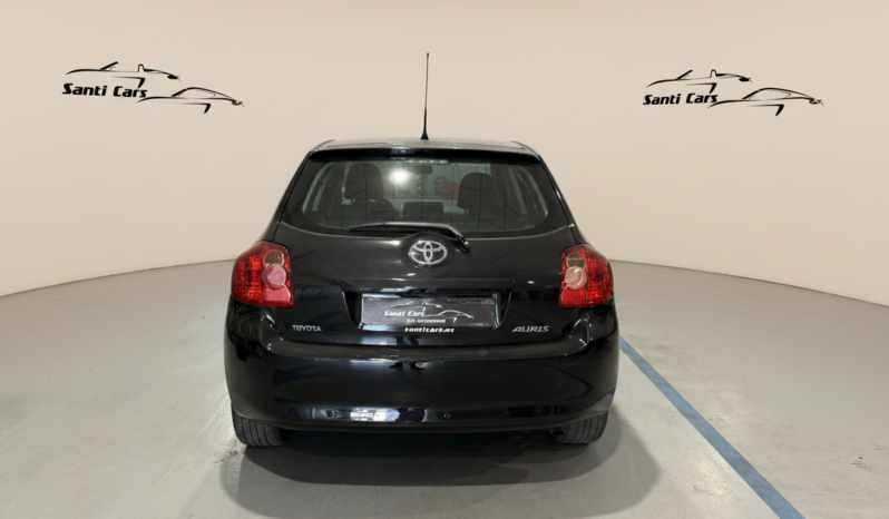 TOYOTA AURIS 2009 lleno